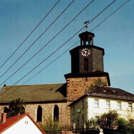 Schöne gemütliche Ferienwohnung am Saaleradweg Grosseutersdorf Exterior foto